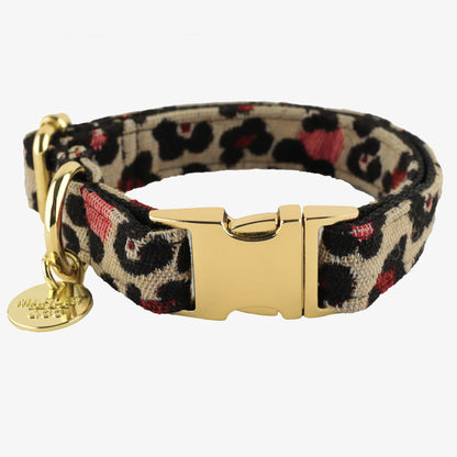 Wild One ogrlica za pse sa animal printom i sofisticiranim zlatnim metalnim detajima