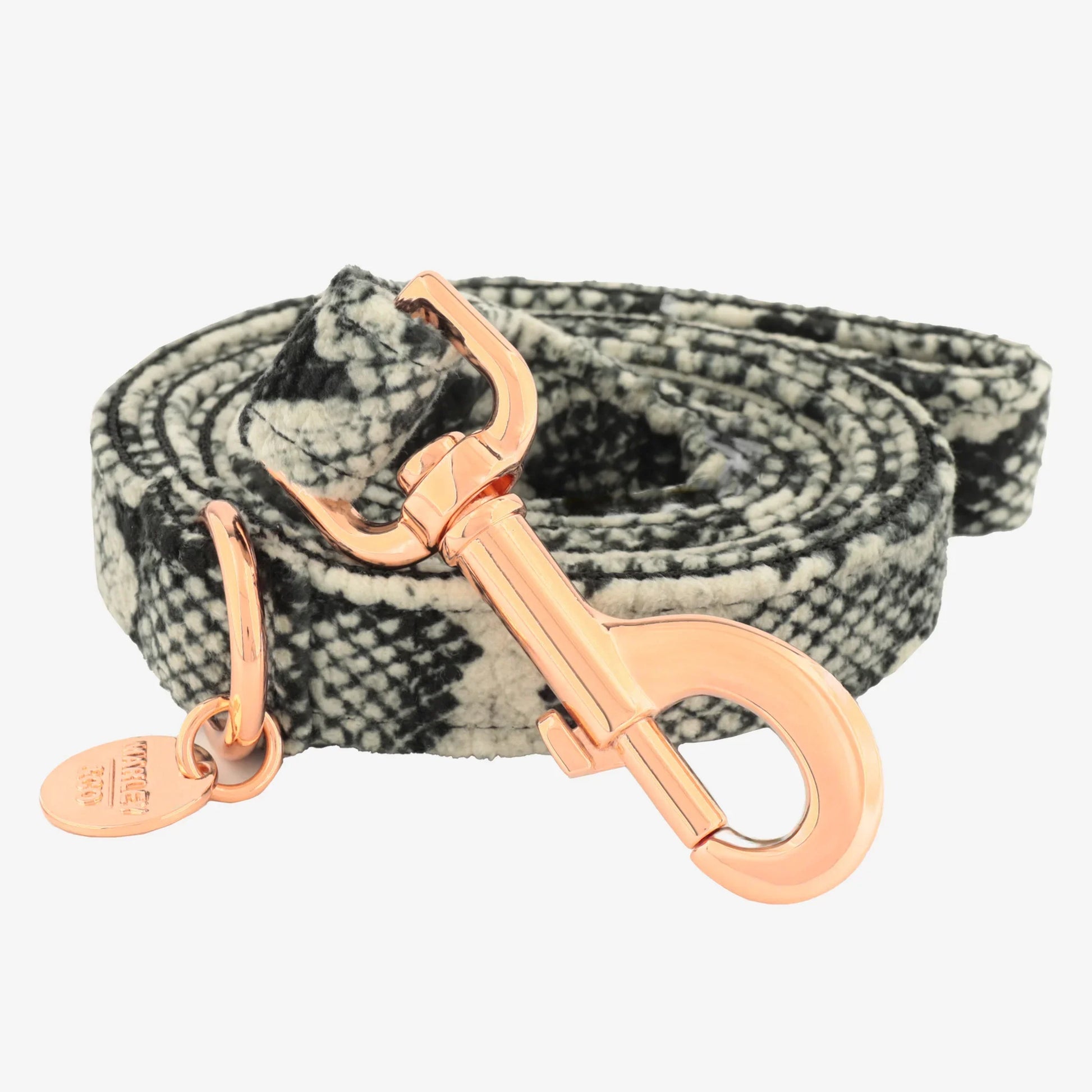 Marley & Co povodac za pse sa zmijskim printom (snake skin) i luksuznom rose gold kopčom i priveskom.
