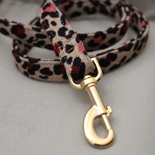 Povodac za pse Wild one u leopard printu sa zlatnim karabinjerom